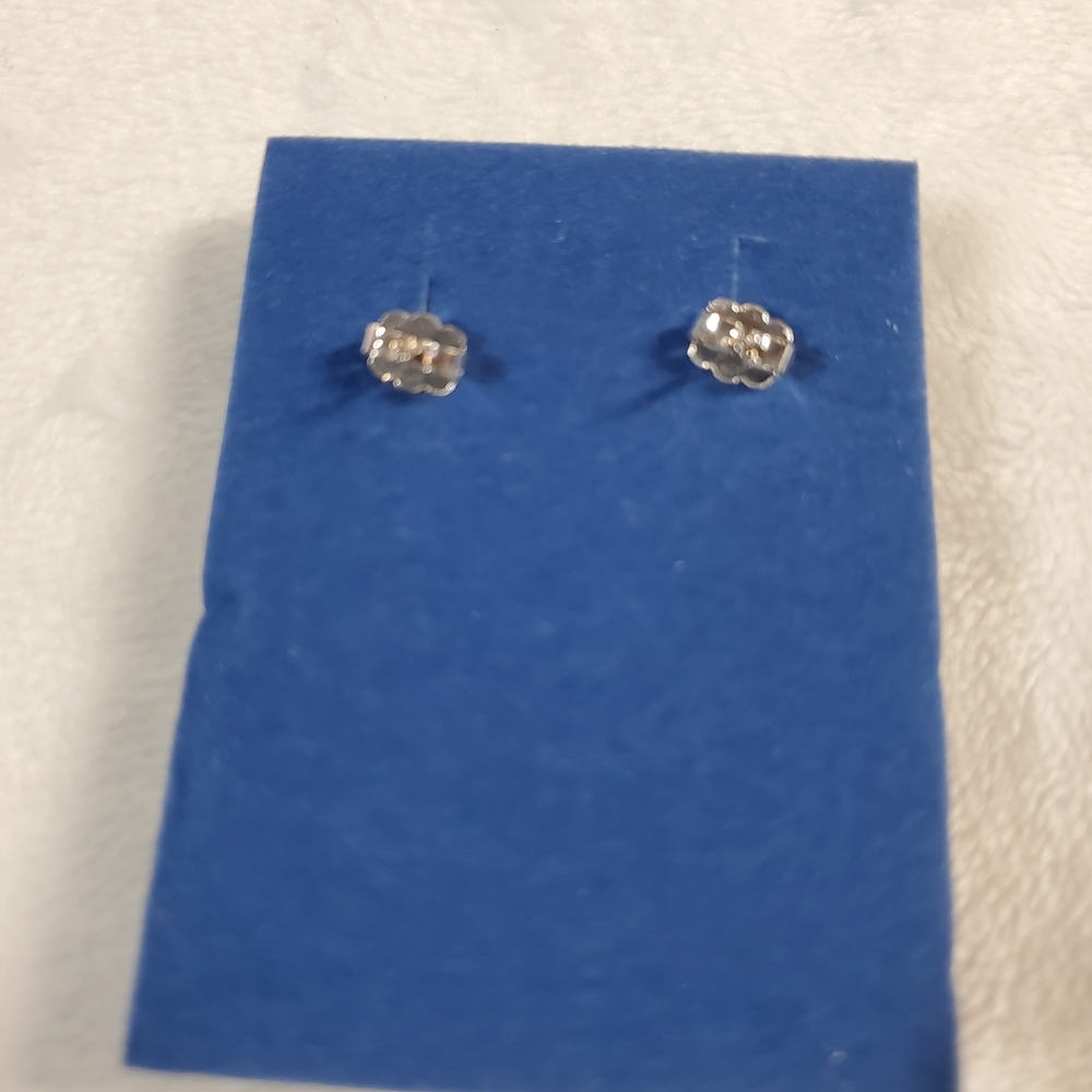 Avon Silver Dangle Earrings - Picture 3 of 8